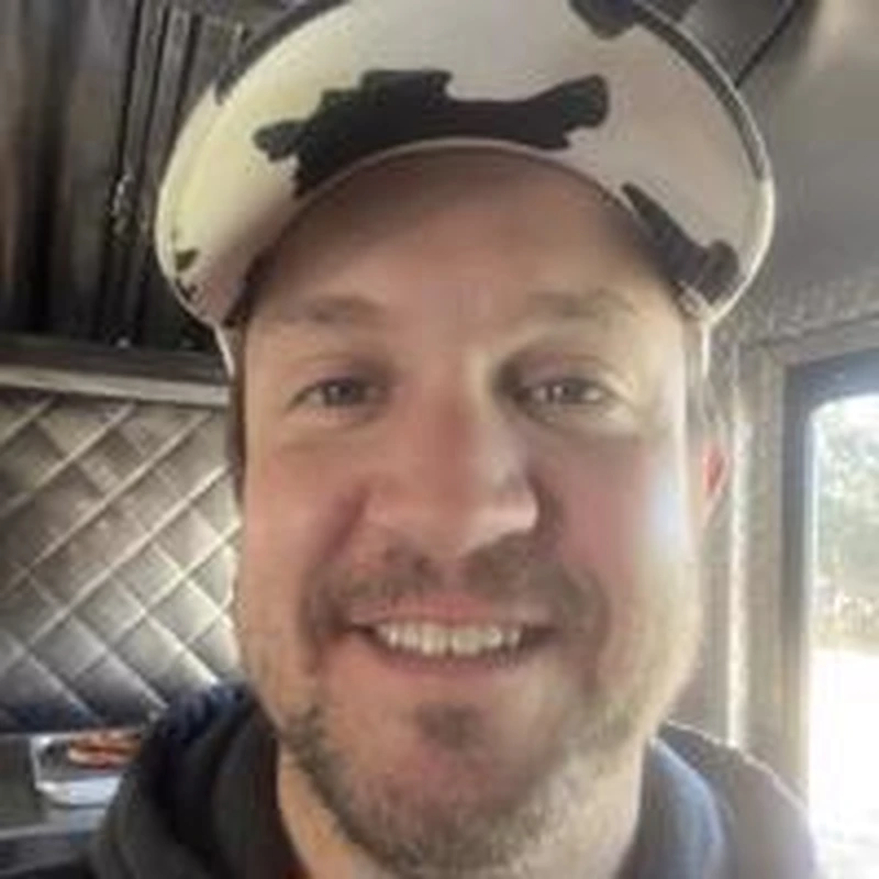 Portrait of Carson Stanley, professional resident event host on the Flamingo Resident Engagement Platform.
